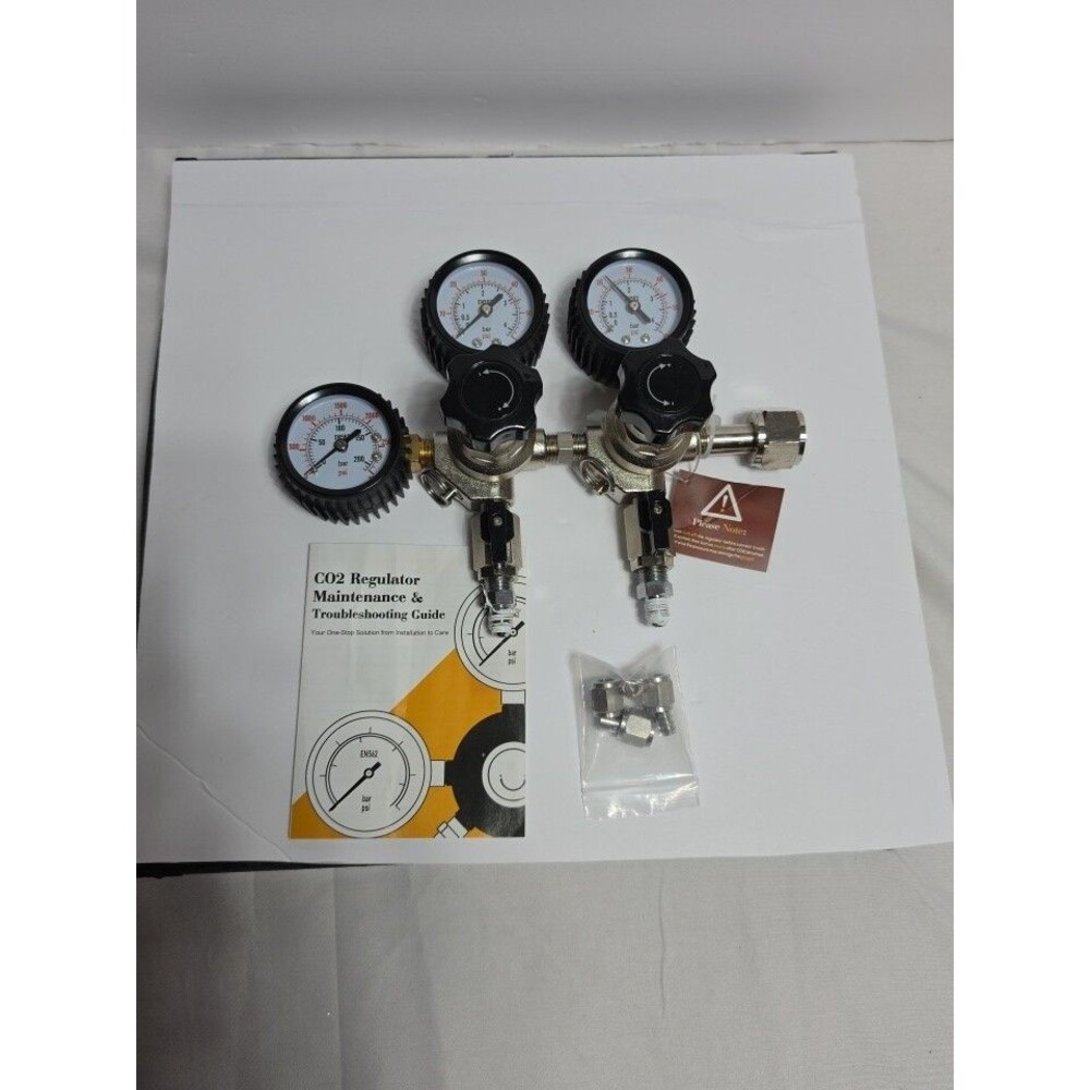 Dual Co2 Regulator For Parts Only